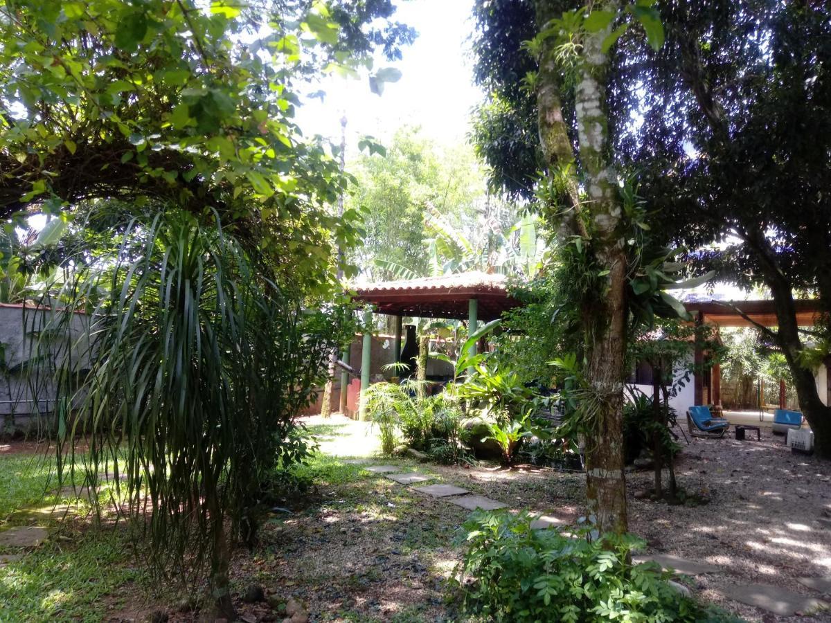 Lindas Suites A Uma Quadra Da Praia E Centro ウバトゥバ エクステリア 写真