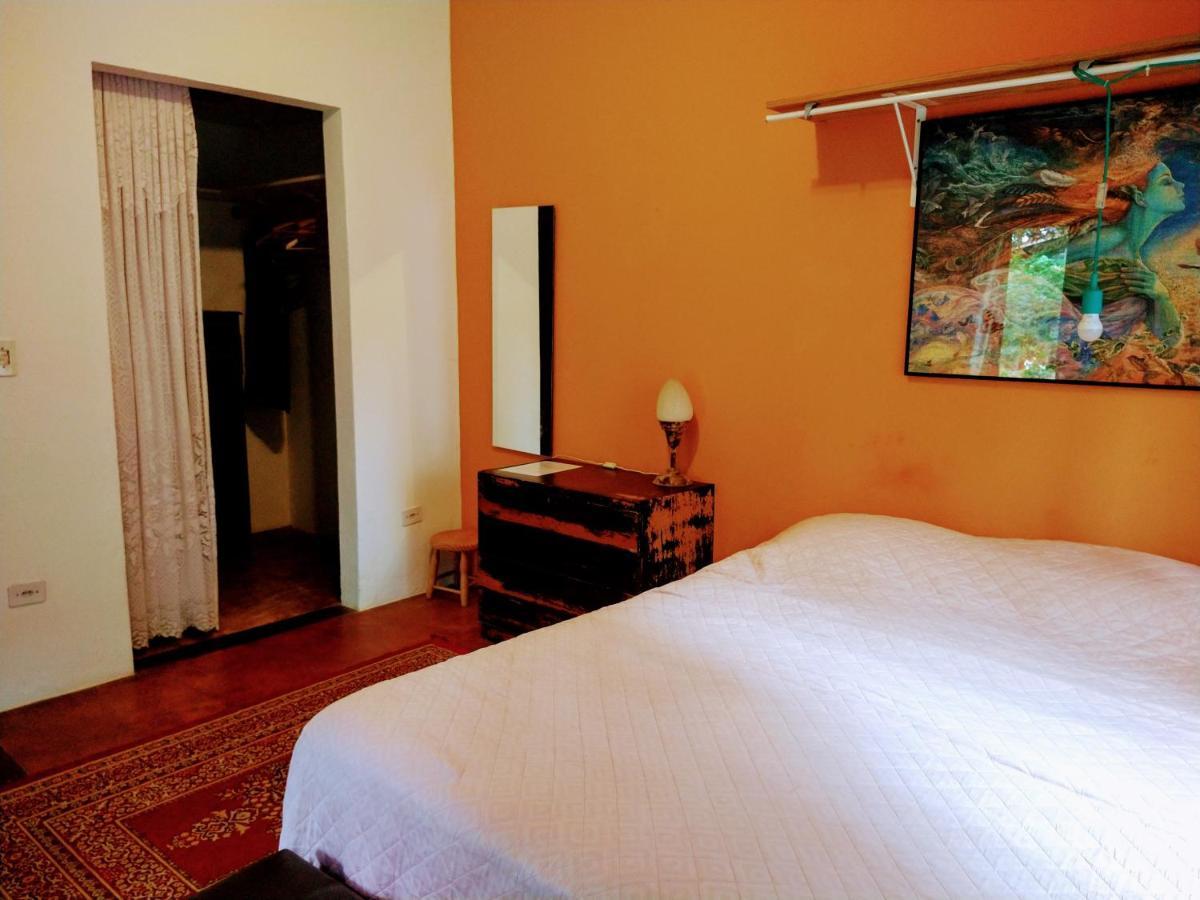 Lindas Suites A Uma Quadra Da Praia E Centro ウバトゥバ エクステリア 写真