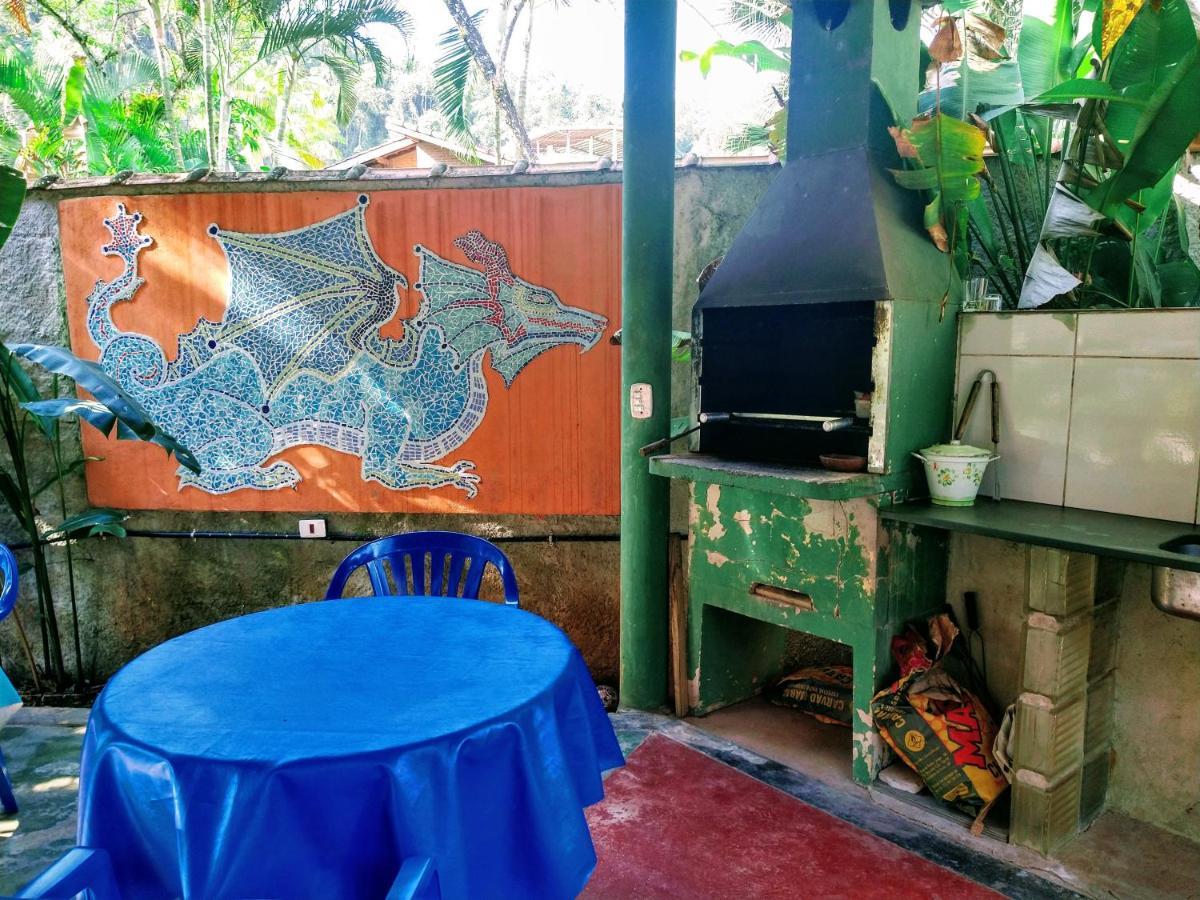 Lindas Suites A Uma Quadra Da Praia E Centro ウバトゥバ エクステリア 写真