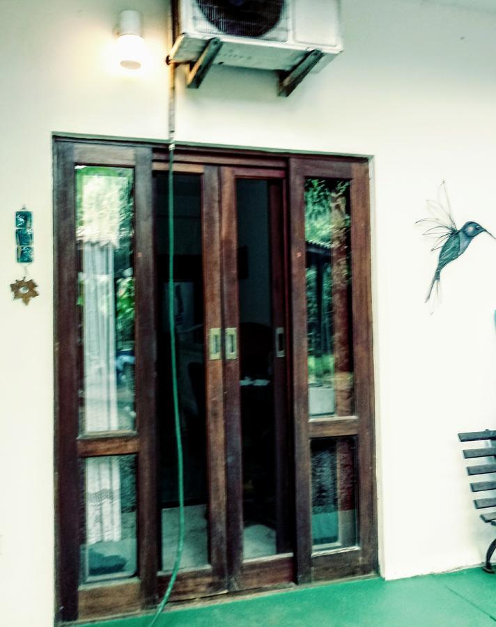 Lindas Suites A Uma Quadra Da Praia E Centro ウバトゥバ エクステリア 写真