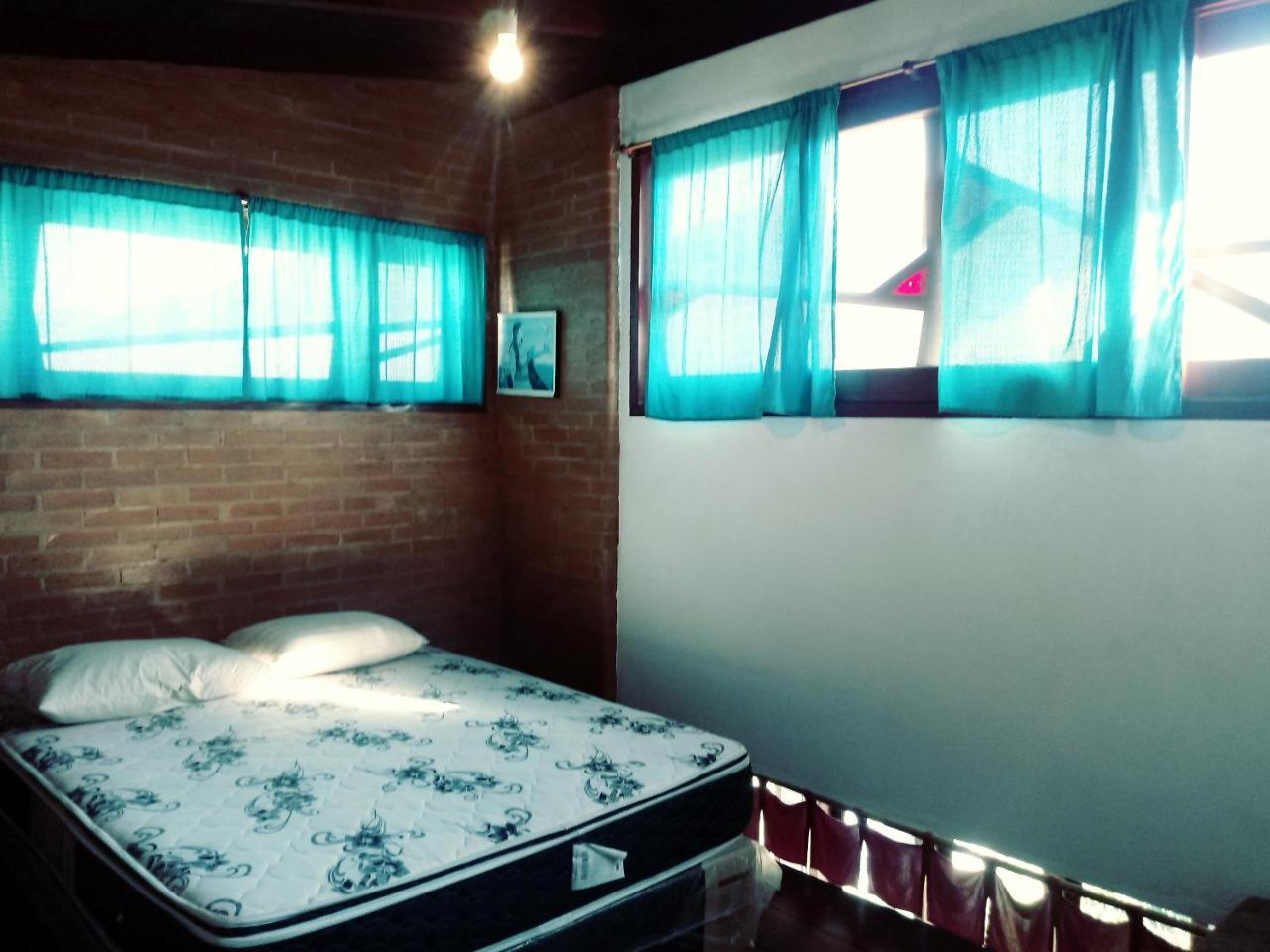 Lindas Suites A Uma Quadra Da Praia E Centro ウバトゥバ エクステリア 写真