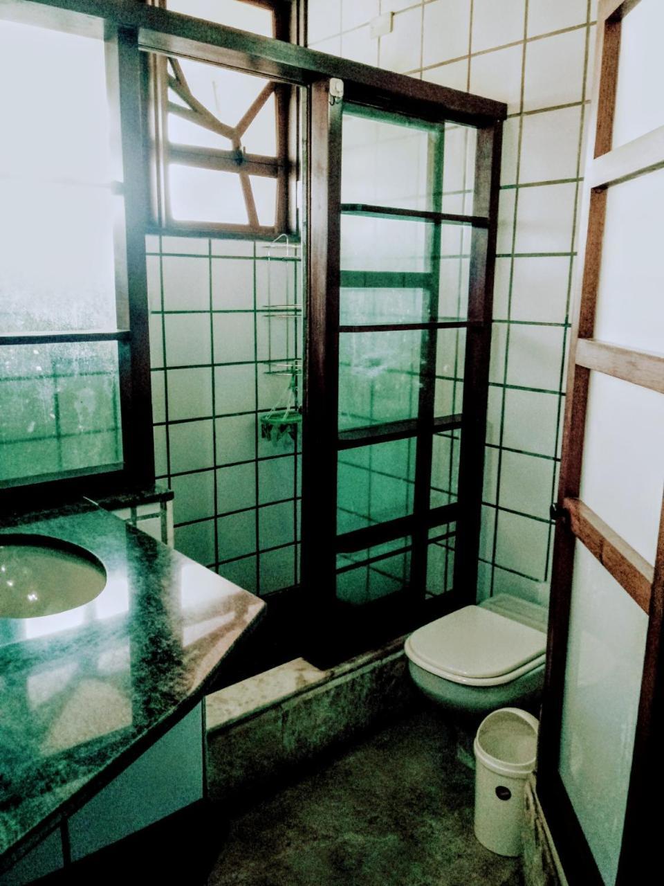 Lindas Suites A Uma Quadra Da Praia E Centro ウバトゥバ エクステリア 写真