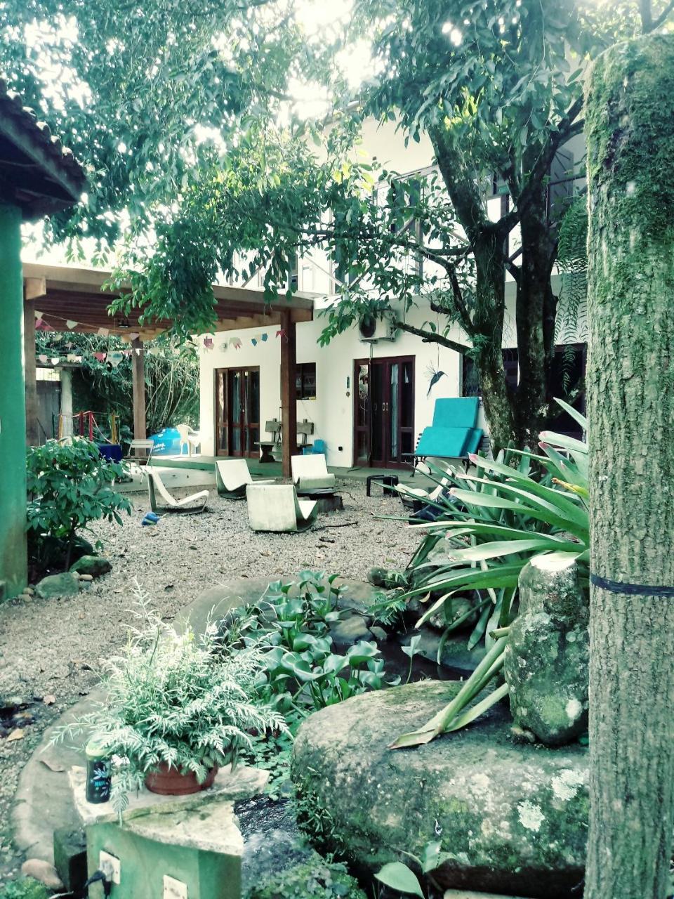 Lindas Suites A Uma Quadra Da Praia E Centro ウバトゥバ エクステリア 写真